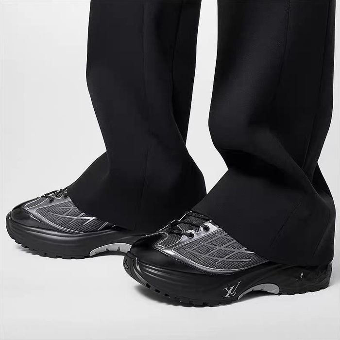 ルイヴィトンメンズブラックスニーカーv2044