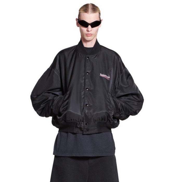 バレンシアガメンズブラックダウンジャケットa859