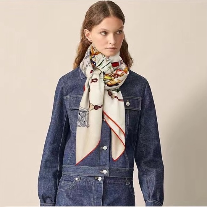 エルメスレディースアイボリーニットe528