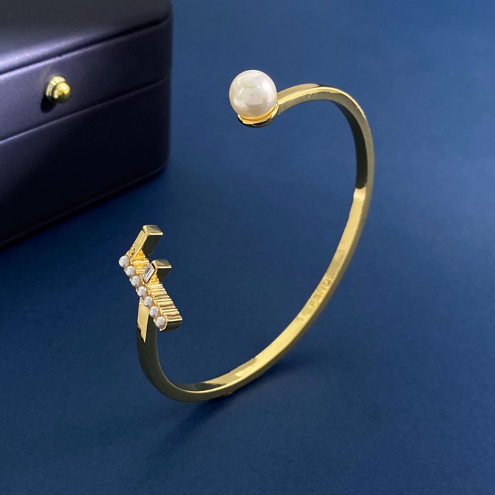 ェンディレディースゴールドブレスレットc546