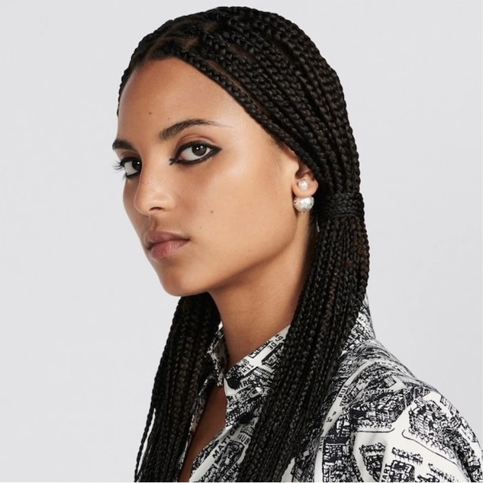 ディオールレディースホワイトゴールドピアスc584