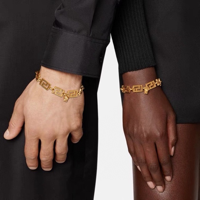 ヴェルサーチェユニセックスイエローゴールドブレスレットc548