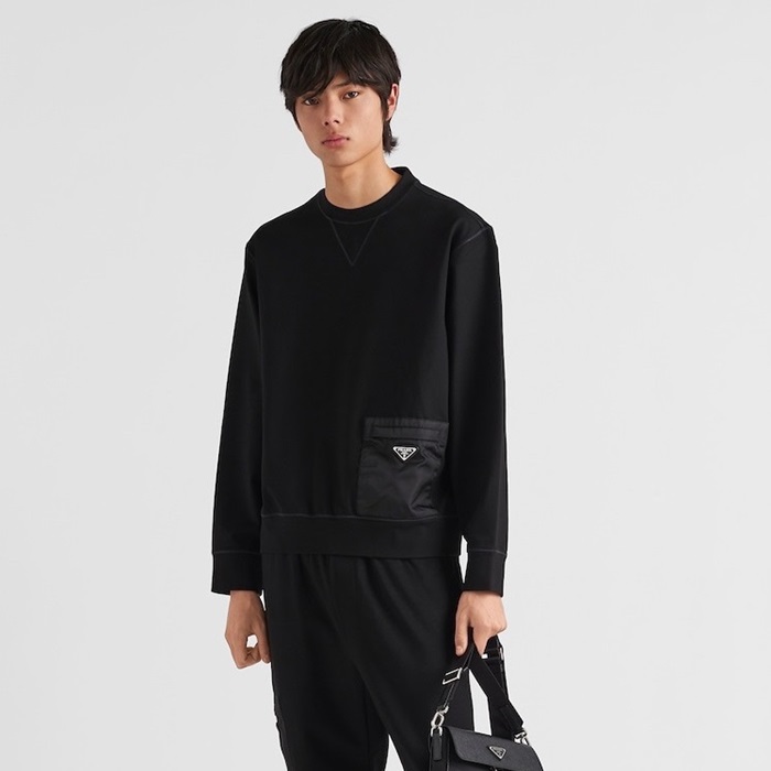 プラダメンズクルーネックブラックスウェットシャツr866