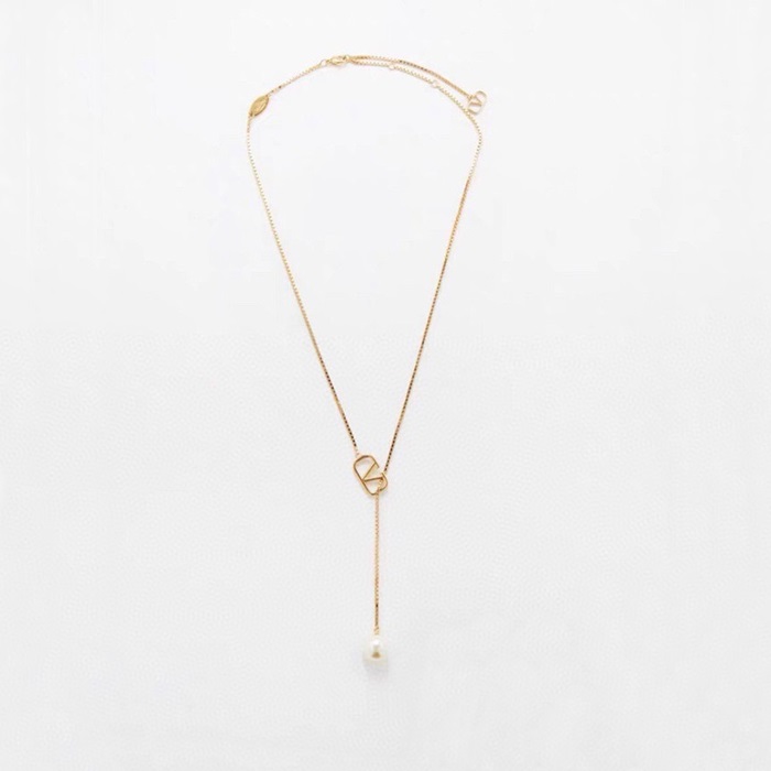 ヴァレンティノレディースゴールドネックレスc704