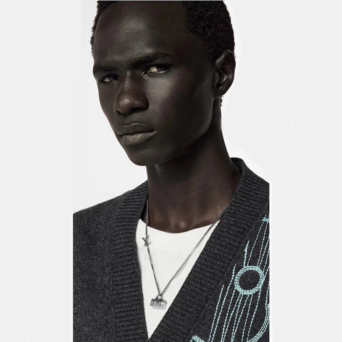 ルイヴィトンユニセックスゴールドネックレスc856