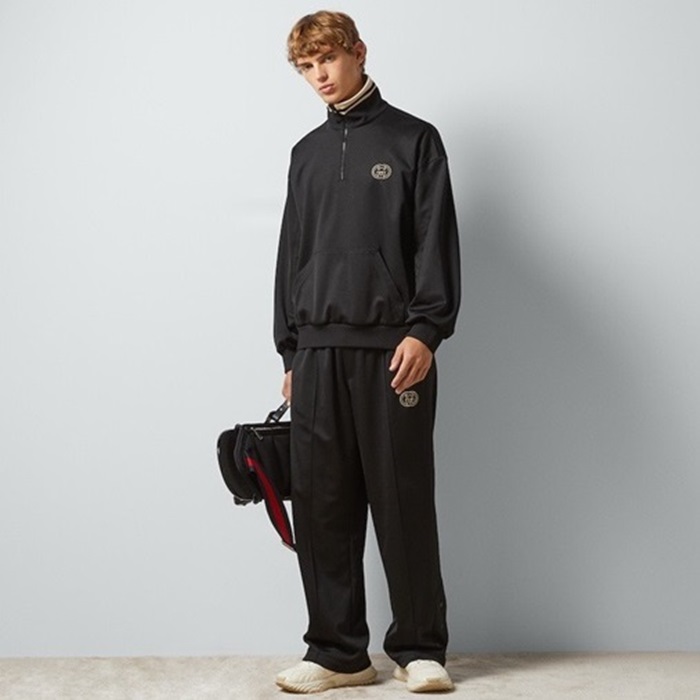 グッチメンズブラックトレーニングふく-a25