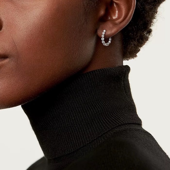 ティファニーレディースホワイトゴールドピアスc928