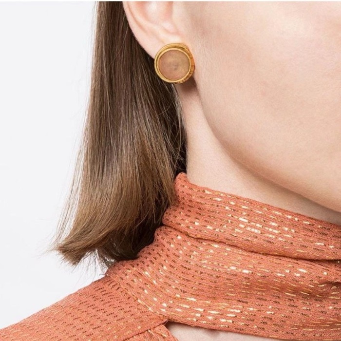 シャネルレディースゴールドピアスc1010