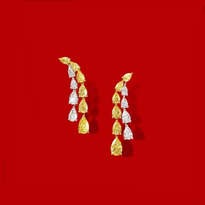 グラフ女性ゴールドピアスc1071