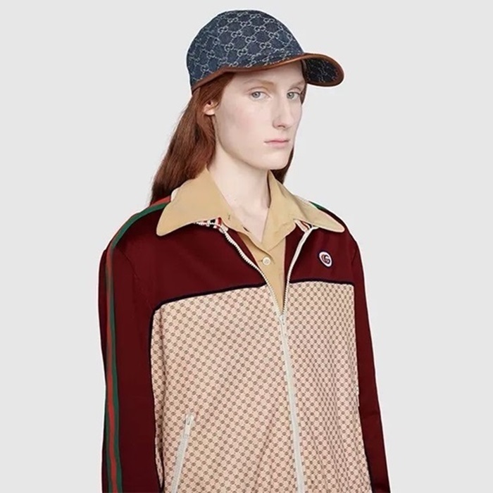 グッチレディースブルーボールキャップc1077