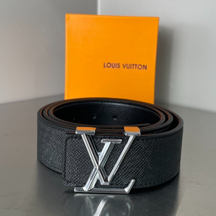 ルイヴィトンリバーシブルベルトb70