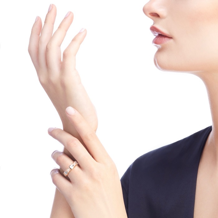 ブルガリレディースゴールドリングc1108