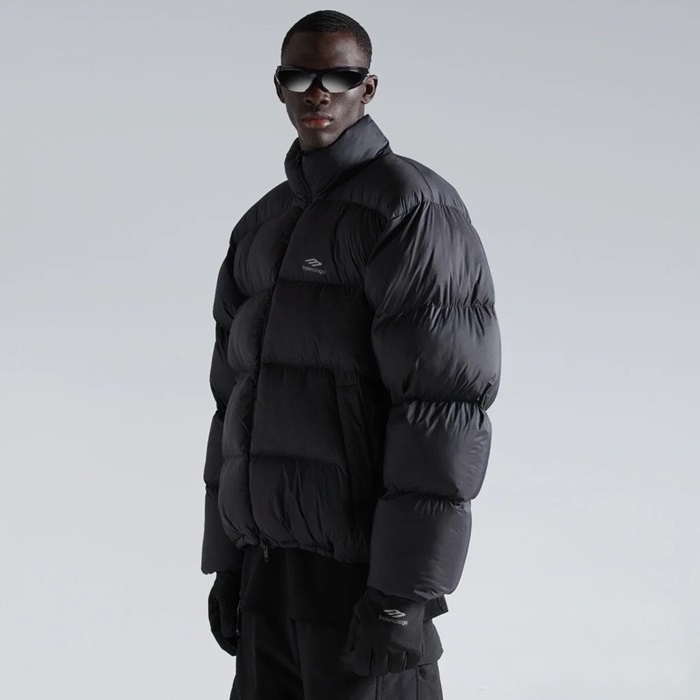 バレンシアガメンズブラックパディングl62