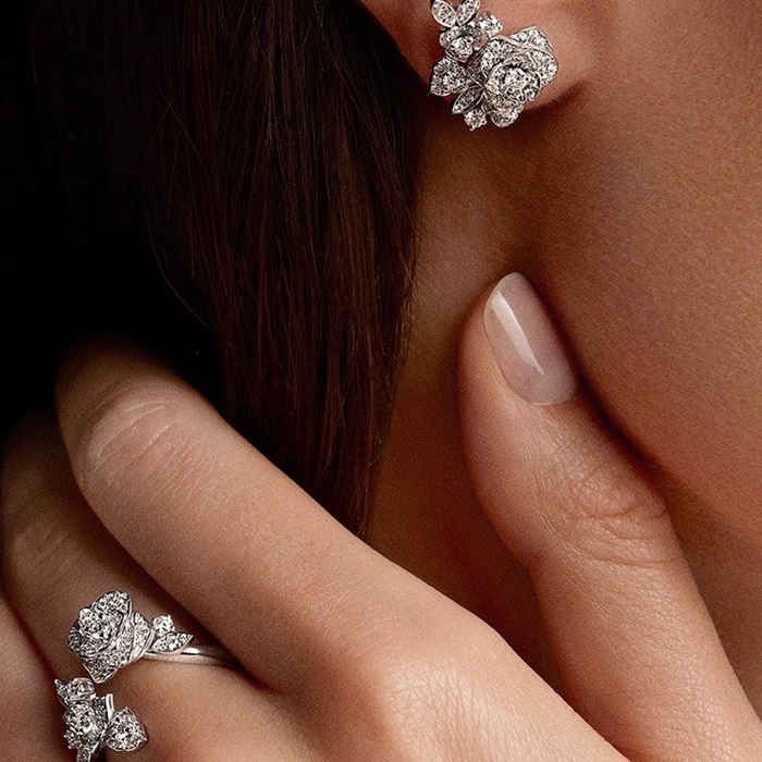 ピアジェレディースホワイトゴールドリングc1226