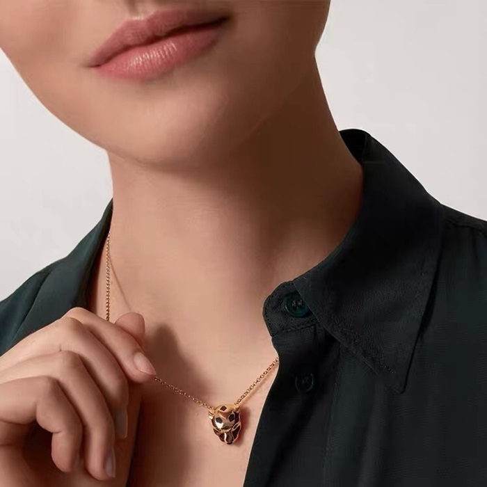 カルティエレディースゴールドネックレスc1240