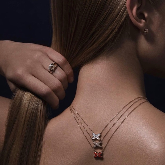 ショーメレディースゴールドネックレスc1267