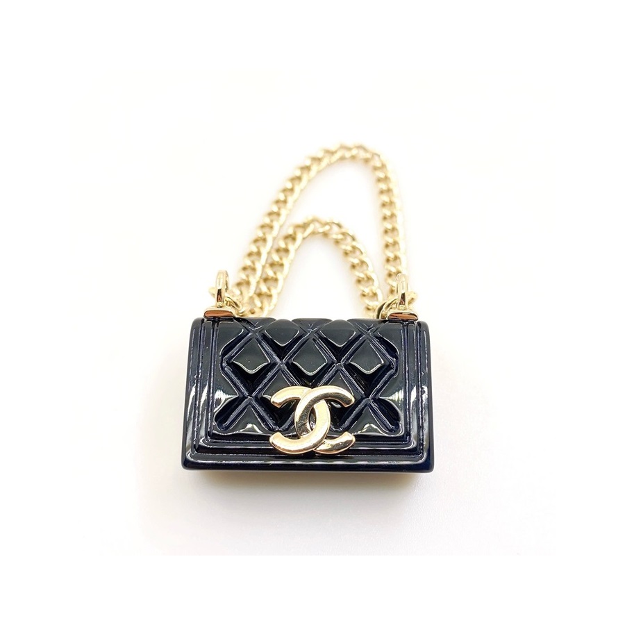 シャネルレディースゴールドブローチc1322