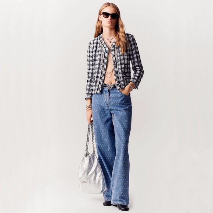 シャネルレディーストレンディシルバー22バッグ22b08