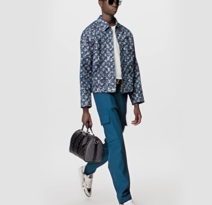 ルイヴィトンメンズブラックキープオールb11