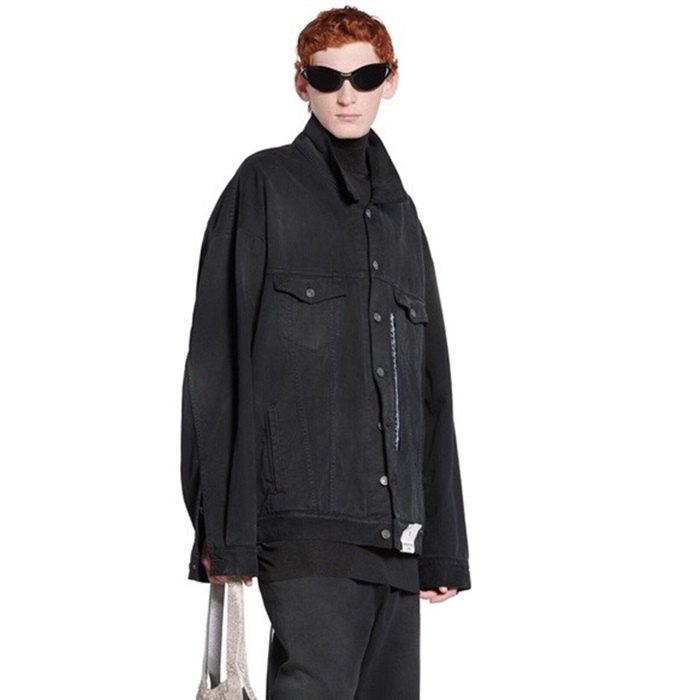 バレンシアガメンズブラックジャケットc04