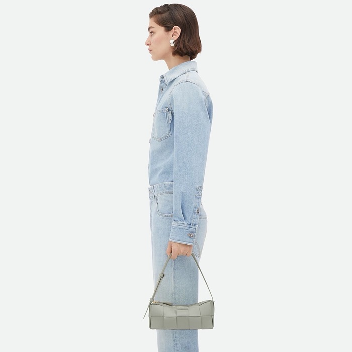 ボッテガヴェネタレディースグレーカセットバッグb03