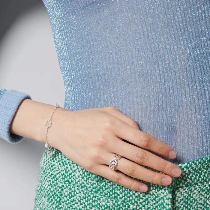 グッチレディースホワイトゴールドブレスレットc1332