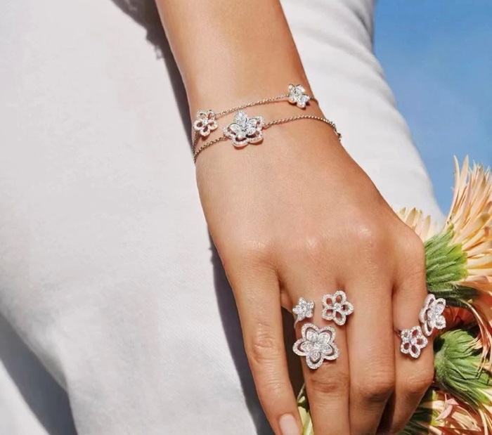 グラフ女性ホワイトゴールドブレスレットc1338