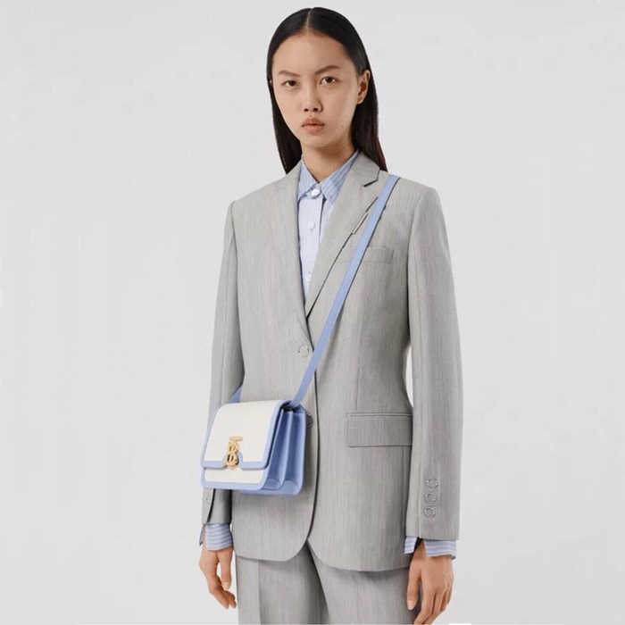 バーバリーレディースブルークロスバッグb36