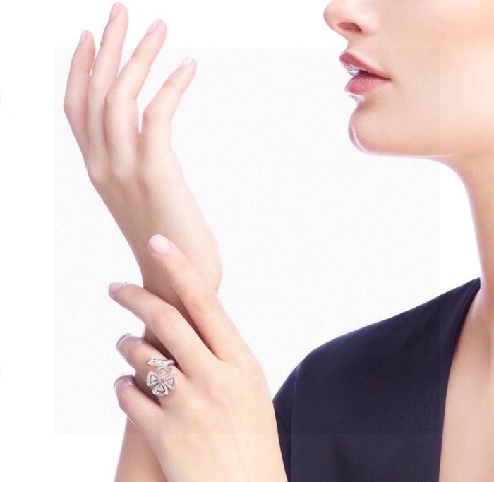 ブルガリレディースゴールドリングc1409