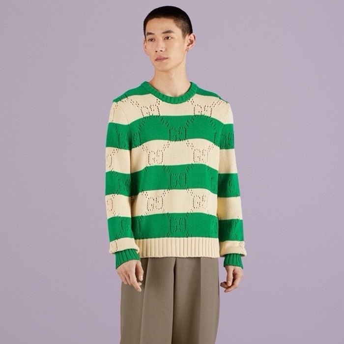 グッチメンズグリーンクルーネックニットc90