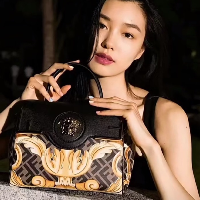 ェンディレディースメデューサトートバッグb238