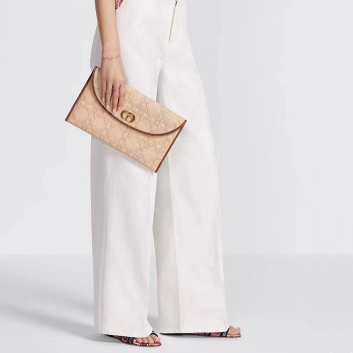 ディオールレディースモンテーニュアベニューb333