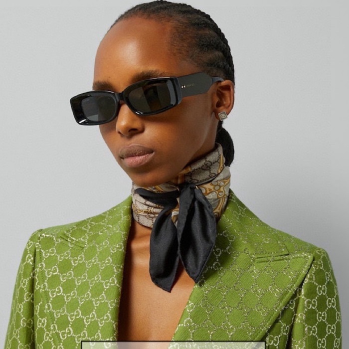 グッチレディースブラックマフラーc1565