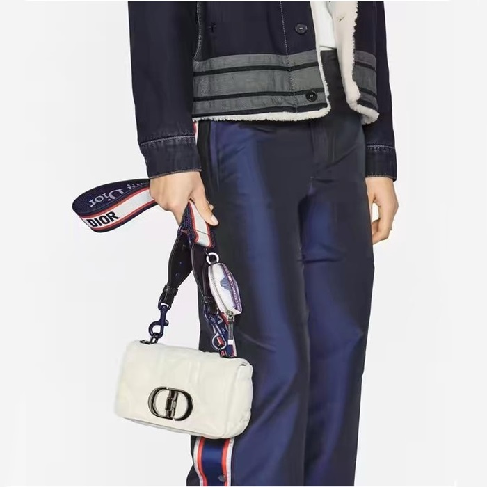 ディオールレディースホワイトカロバッグb494