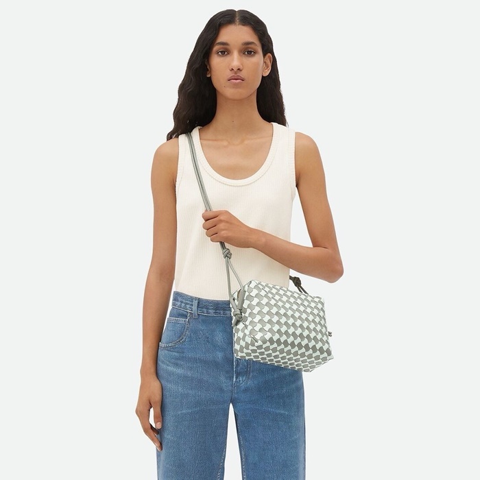 ボッテガヴェネタレディースグレークロスバッグb578