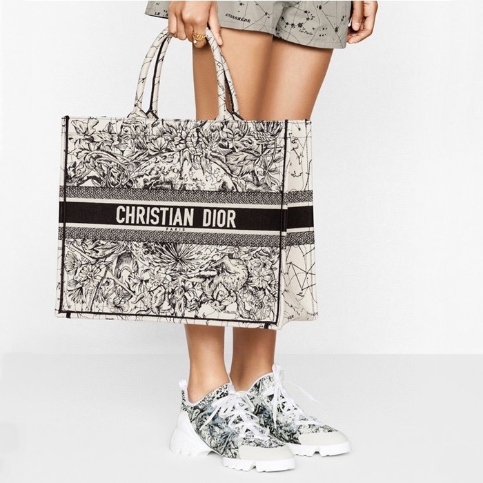 ディオールレディースブラックブックトートバッグb652