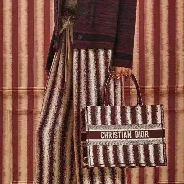 ディオールレディースバーガンディブックトートバッグb709