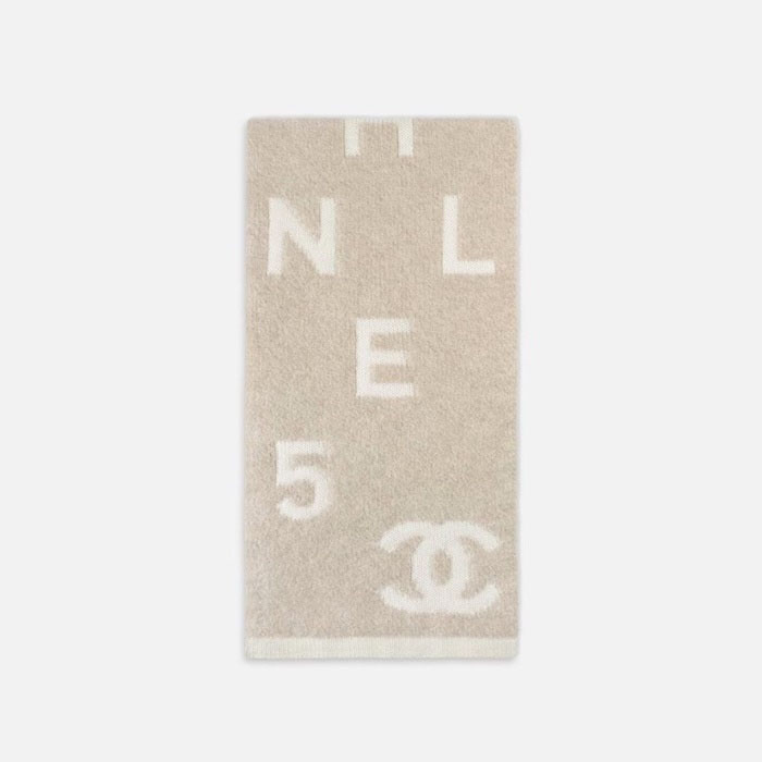 シャネルレディースベージュマフラーc612