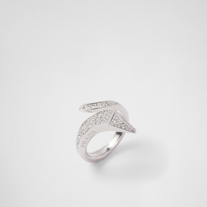 プラダレディースゴールドリングc1647