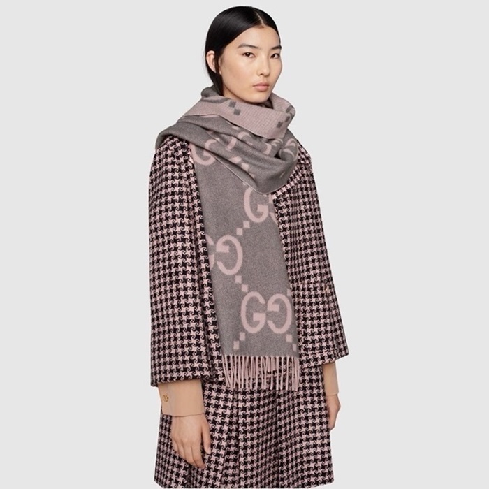 グッチレディースピンクマフラーc1761