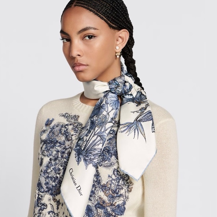 ディオールレディースブルーニットc1775