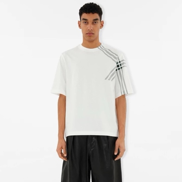 バーバリーメンズホワイトクルーネック半袖Tシャツc251