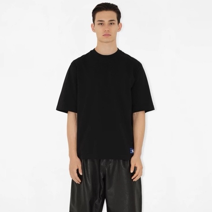 バーバリーメンズブラッククルーネック半袖Tシャツc261