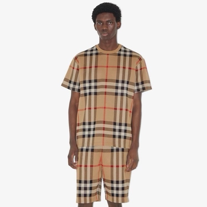 バーバリーメンズカジュアルベージュショートパンツc268