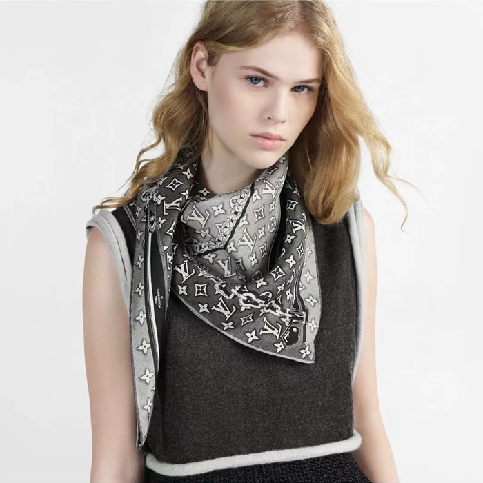 ルイヴィトンレディースグレーニットc1833