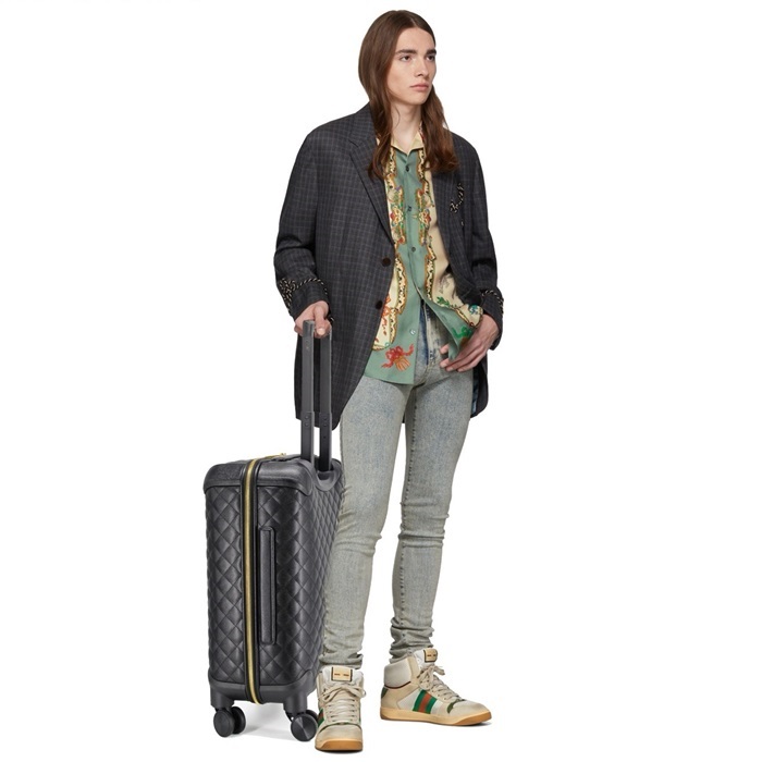 シャネルブラックキャリーバッグc147