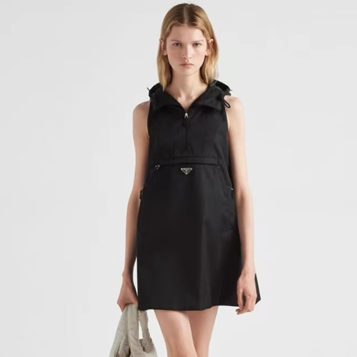 プラダレディースブラックワンピース-c343