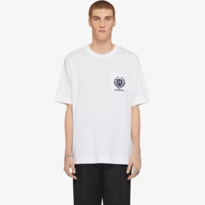 ジバンシィメンズホワイト半袖Tシャツc293