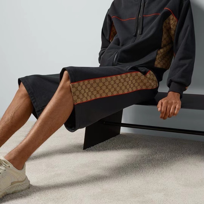 グッチメンズカジュアルブラックショートパンツc334