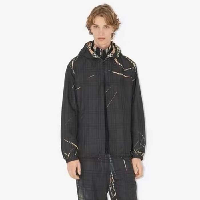 バーバリーメンズブラックジャケットc306